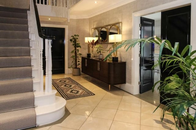 This property is tastefully designed, boasting elegant features in its magnificent entrance hall.