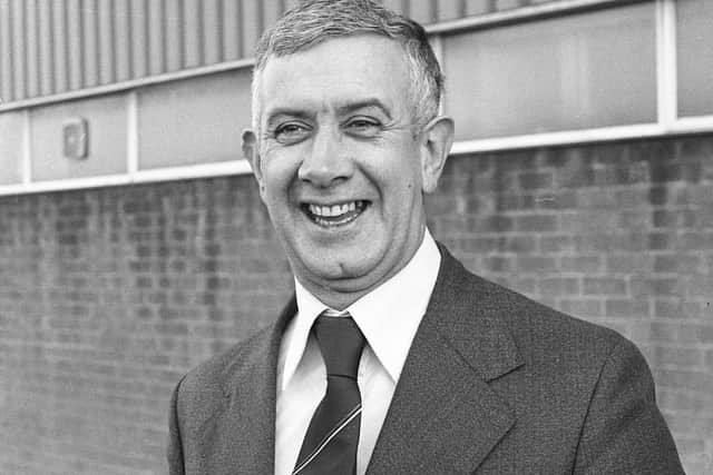 Evelyn applied to become the manager of Sunderland Football Club after Jimmy Adamson's departure.