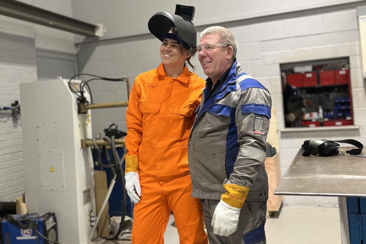 Boxmeisterin und ehemalige Studentin aus Hartlepool Savannah Marshall in ...
