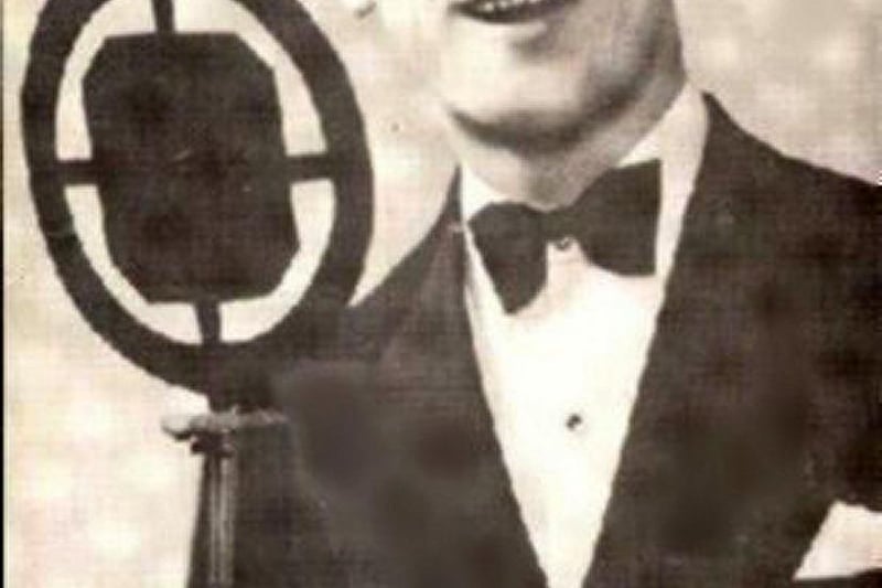 Former Galleys Field School pupil who became a nationwide big band singer in the 1930s and 1940s. His version of Begin the Beguine sold more than a million copies. Tragically killed during the Second World War in 1943.