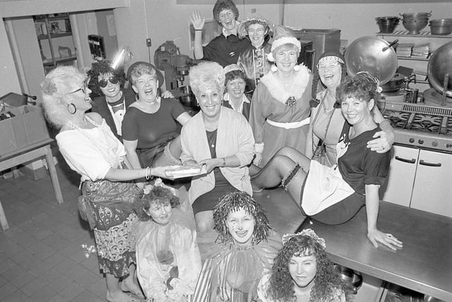 Serving up school dinner memories in these 13 nostalgic pictures of ...