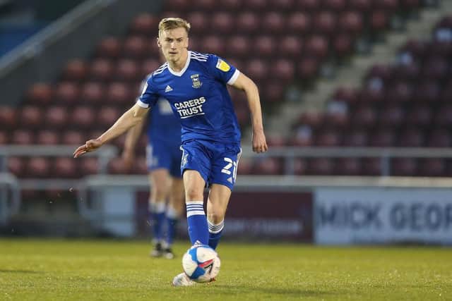 Flynn Downes playing for Ipswich Town.