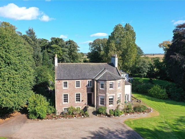 Charming Georgian country house in a delightful rural location, close to Montrose Basin. Offers over £465,000.