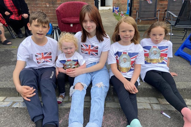 (Left to right) Joseph, Kadie, Cara, Lyra and Amelia wearing their Jubilee t-shirts during the party in Lanark Road, Hartlepool. Picture by FRANK REID