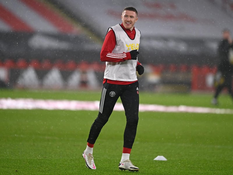 However Steven Gerrard's hopes of luring him north have been complicated by Leeds United and Burnley entering the race for the Sheffield United midfielder who has been subject of much interest in the past six months (Sheffield Star)