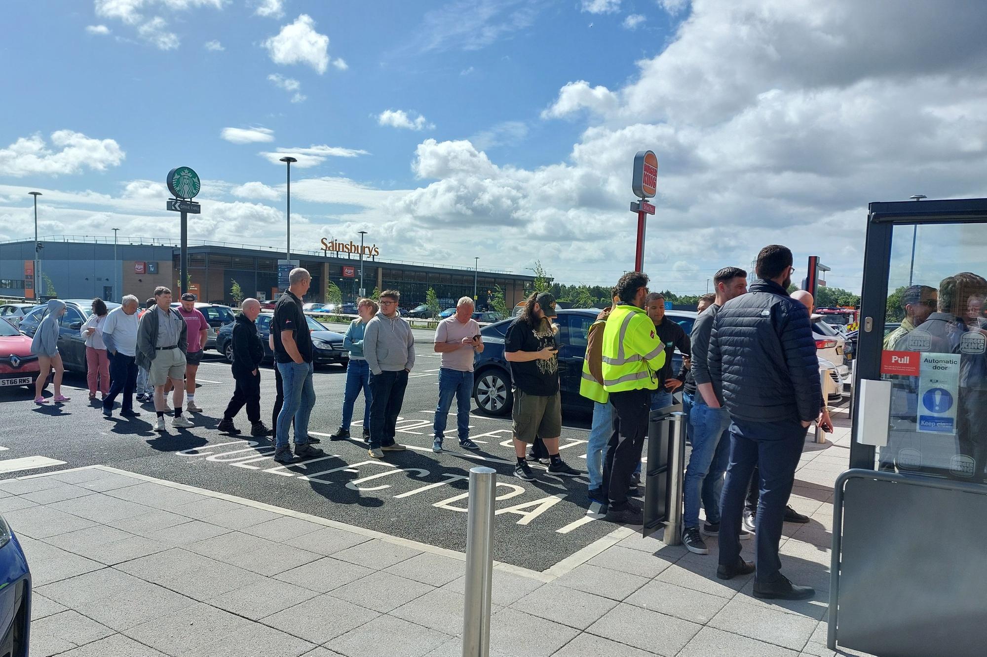 Watch as customers queue for free Whoppers as new Burger King opens near ...