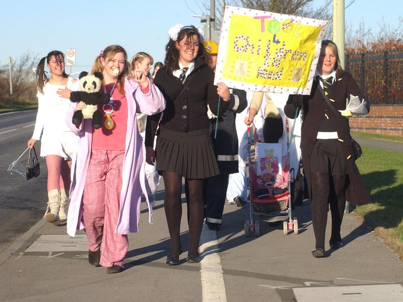 These Hebburn College students were walking for Children In Need 17 years ago. Can you spot someone you know?
