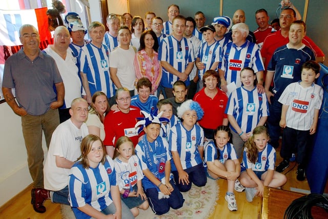 Back to 2005 for this recording by Pools fans. Were you there?