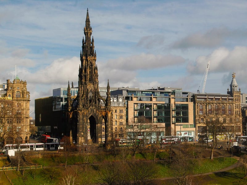 Height: 61 metres (200 ft) Year constructed: 1844