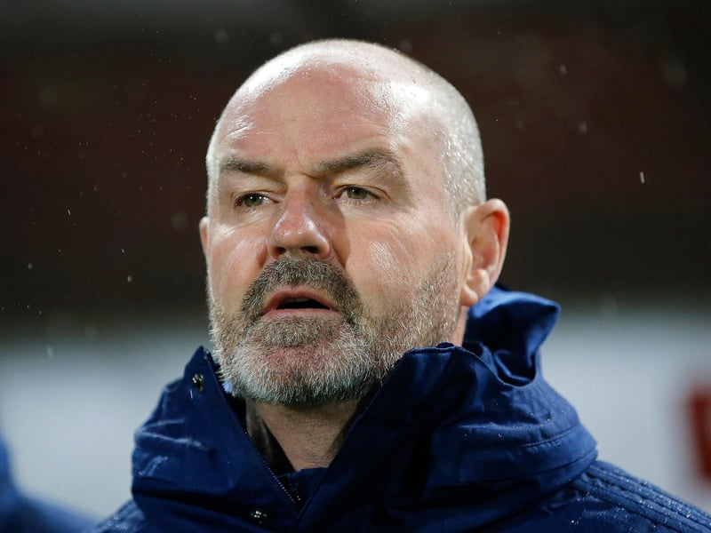 Scotland manager Steve Clarke has emerged as a shock bookies' favourite to be the next manager of Celtic and odds have shortened dramatically (Scottish Sun)