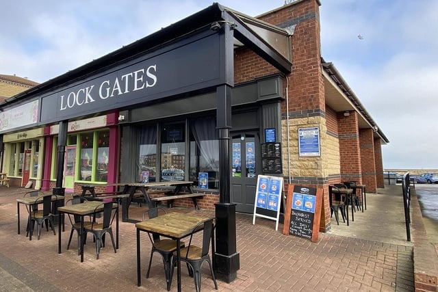 The Lock Gates has a 4.7 out of 5 star rating with 250 reviews. One customer said: "Lovely quality food cooked fresh and hot, good prices and friendly staff."