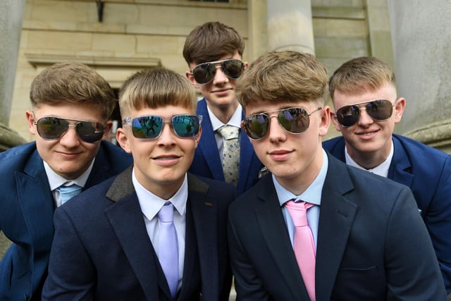 The sun came out just in time for this Dyke House prom and so did the shades.