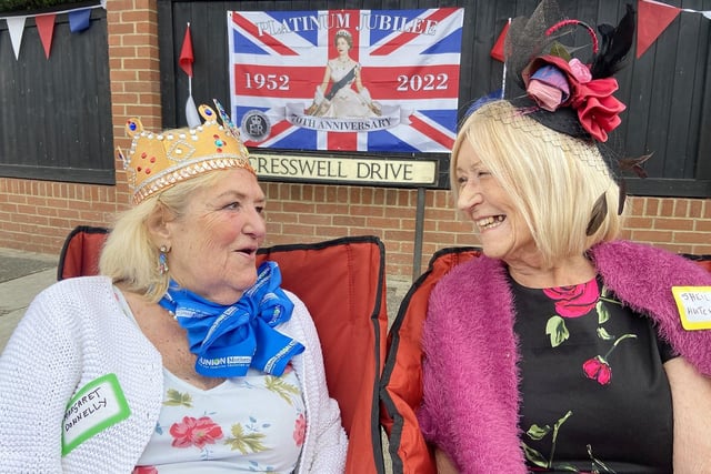 Margaret Donnelly and Sheila Hutchinson have a natter on Cresswell Road. Picture by FRANk REID