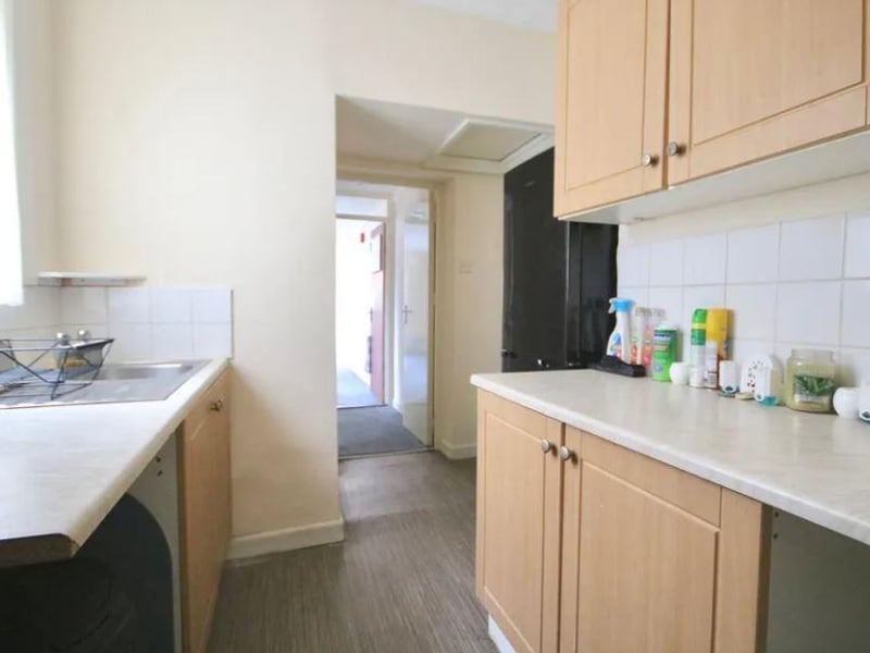 London Road, North End - studio - £82,000