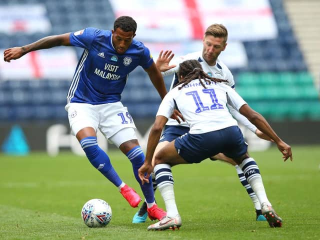 Nathaniel Mendez-Laing playing for Cardiff City.