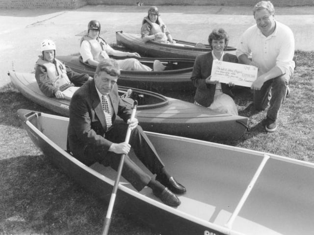 From September 1995, the West View Project was given a £1,950 grant by the TSB Foundation to buy boats.