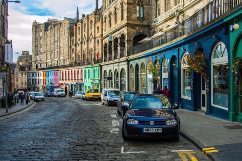 One of the most photographed streets in Edinburgh, West Bow's name comes from it being the westerly gate into the city in the 16th centure - 'bow' literally meaning 'gate'. Infamous resident Major Thomas Weir, known as the Wizard of West Bow, was executed with his sister for witchcraft.