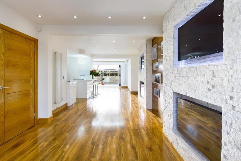 The 'Smart home' benefits from many high-tech specification fixtures & fittings throughout.