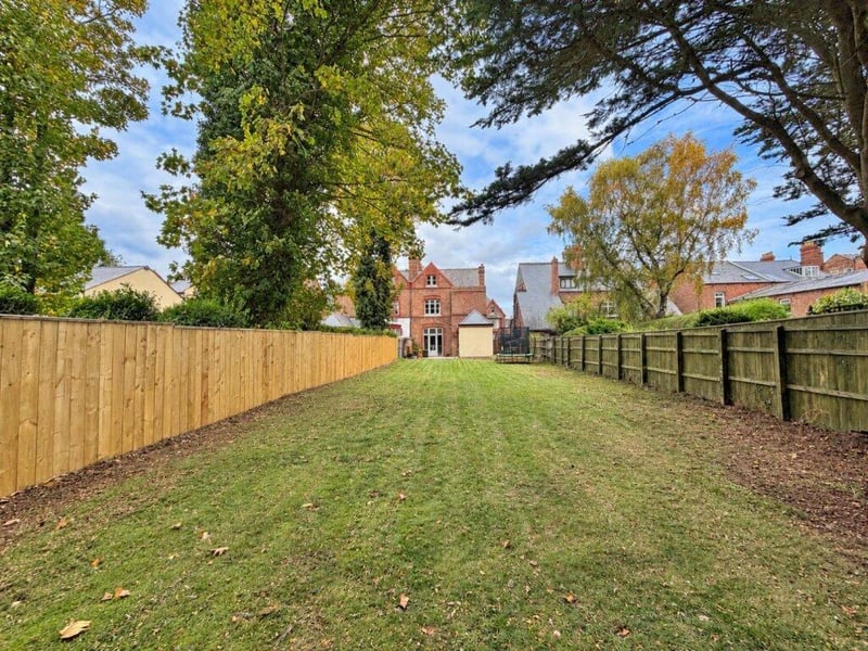 This home is currently on the market for £420,000.