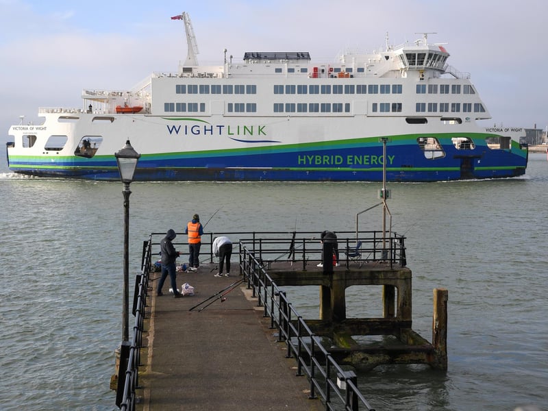 Ferry services to the Isle of Wight have departed from several different piers in Portsmouth, when the service began it first operated from one such pier opened in 1842. Which pier?