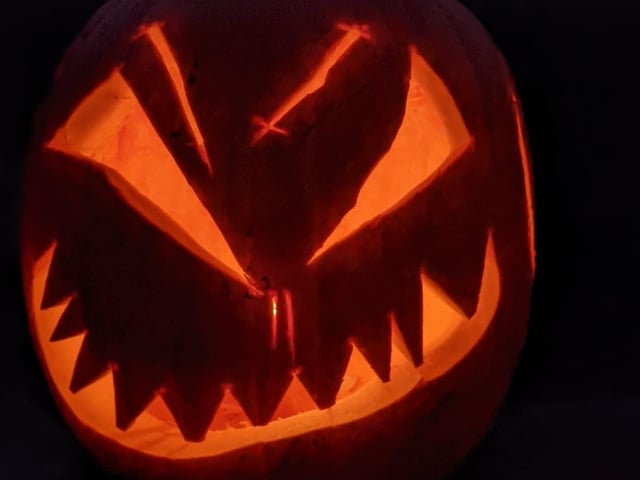 Celebrating National Pumpkin Day and Halloween with Graeme Wyld.