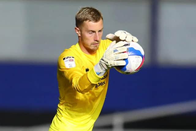 Goalkeeper Joe Lumley has agreed to join Middlesbrough.