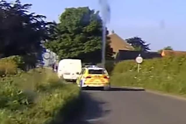 An image showing the dramatic police chase.