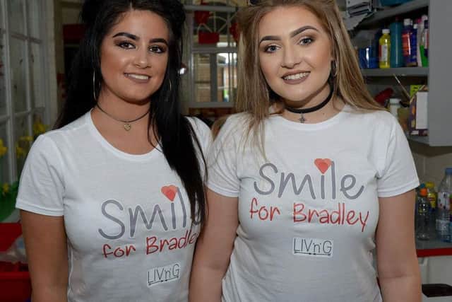 Olivia Crawford and Georgia Fletcher fromLIV'n'G performed song Smile.
