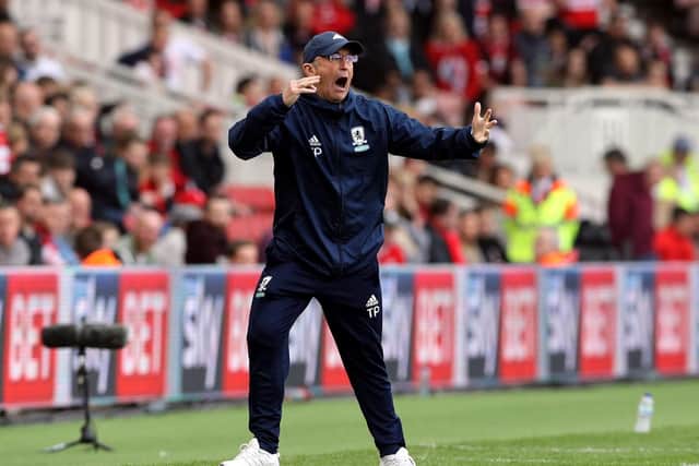 Who is Tony Pulis targeting in the transfer market?