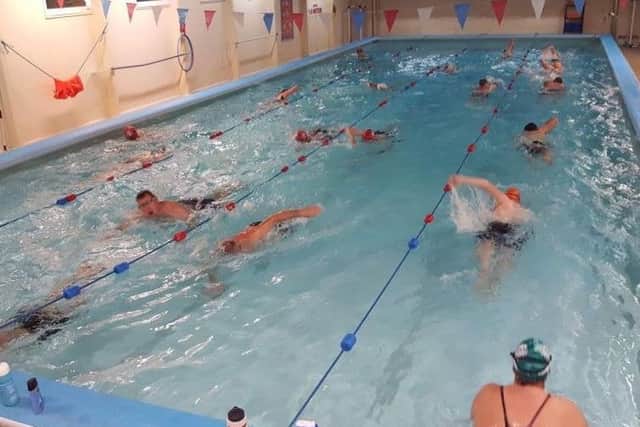It's full house for a Warriors coached swimming session.