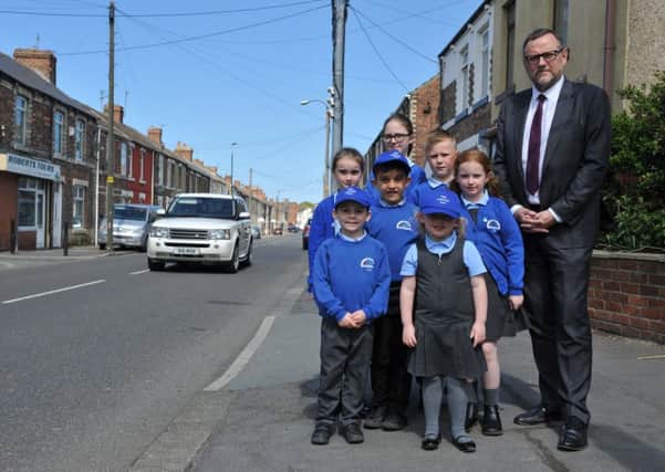 Pupils from Wingate Primary school share their road safety issues with MP Phil Wilson.