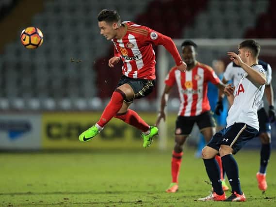 Nick Tsaroulla of Tottenham Hotspur and Luke Molyneux of Sunderland compete for the ball during the Premier League 2 match between Tottenham Hotspur and Sunderland at The Lamex Stadium on February 20, 2017 in Stevenage, England. (Photo by Stephen Pond/Getty Images)