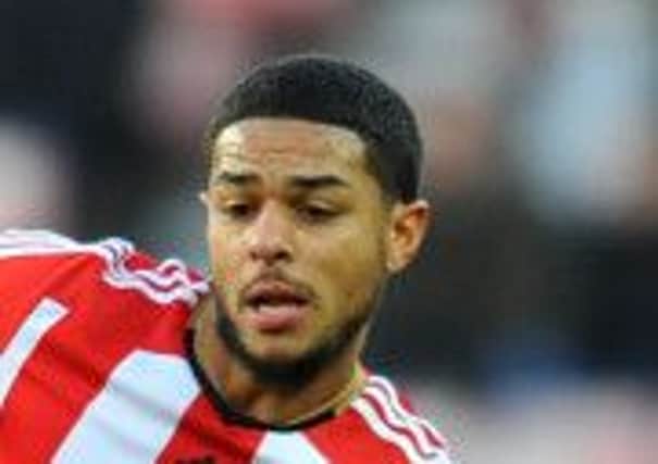 Liam Bridcutt  in action for sunderland against Leeds United in the 3rd Rnd of the FA CUP