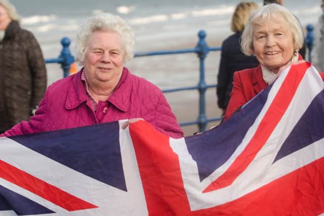 PICTURE OF BERYL CLARK [LEFT] VERONICA BURGON [RIGHT] .PICTURE BY JOE SPENCE