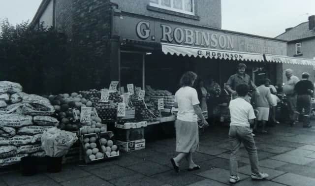 The G.Robinson shop in Oxford Road in 1991.