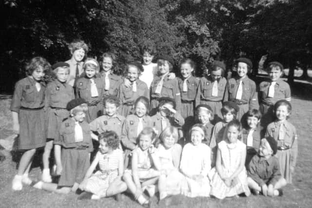 The 1963 photograph of Hartlepool Brownies.