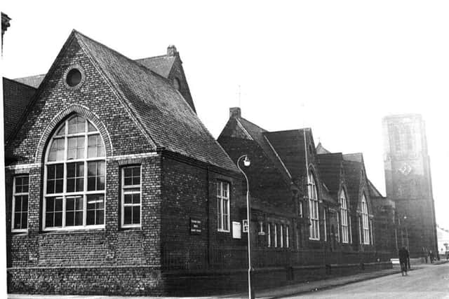 Oxford Street School. Who remembers going here?