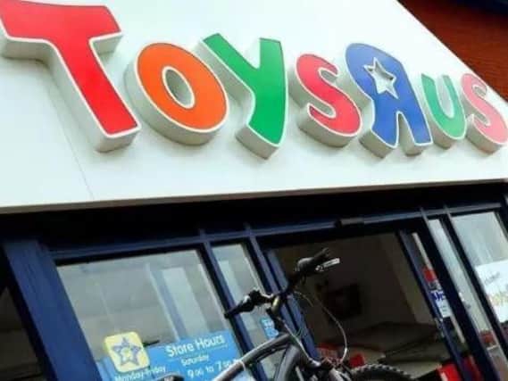 Toys R Us stores could begin closing as early as next week, say administrators.